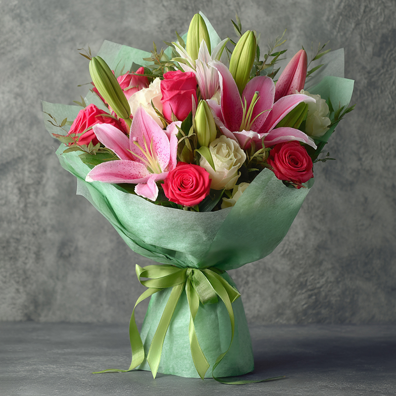 How can Carnarvon corporate flower delivery avoid gender bias?